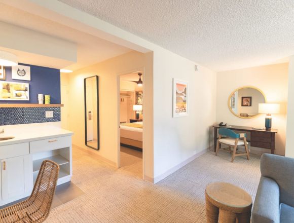 suites at white sands hotel